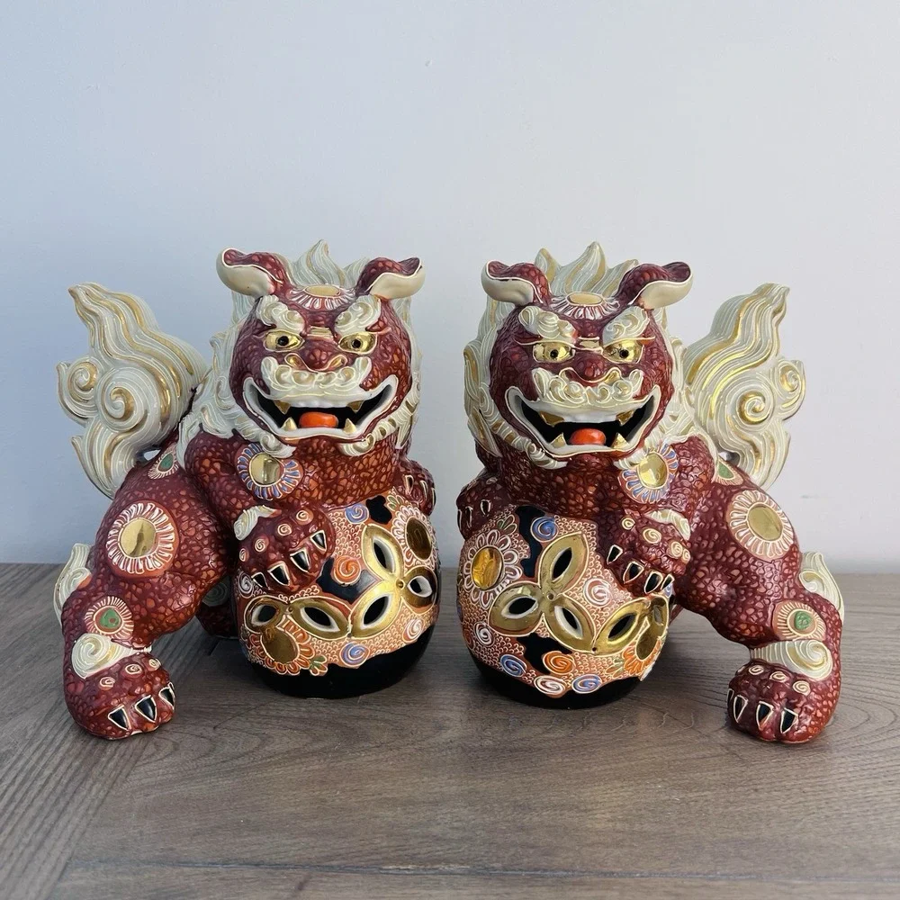 Vintage Japanese Shisa Foo Dog Pair Kutani Style Moriage Porcelain 7.75
